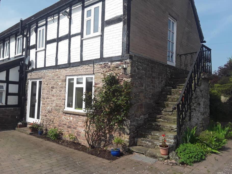 The Retreat Hereford Exterior foto